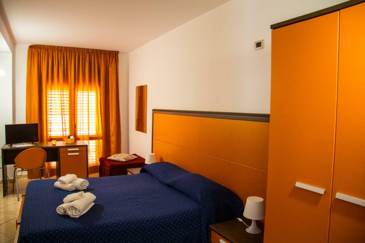 La Maddalena Bed & Breakfast Avola Exterior photo